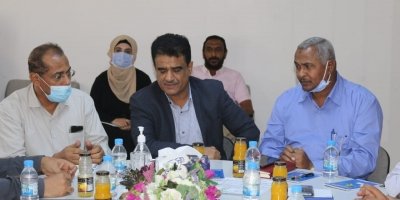 تنفيذا للأمر الوزاري رقم (5)الشماسي يباشر عمله لإدارة شركة مصافي عدن .