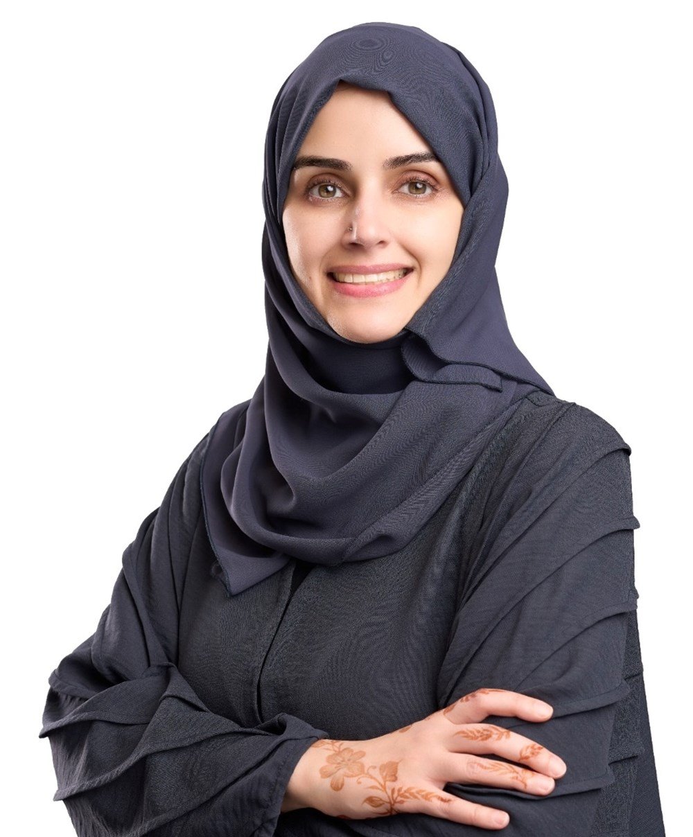 أمينة ثابت 